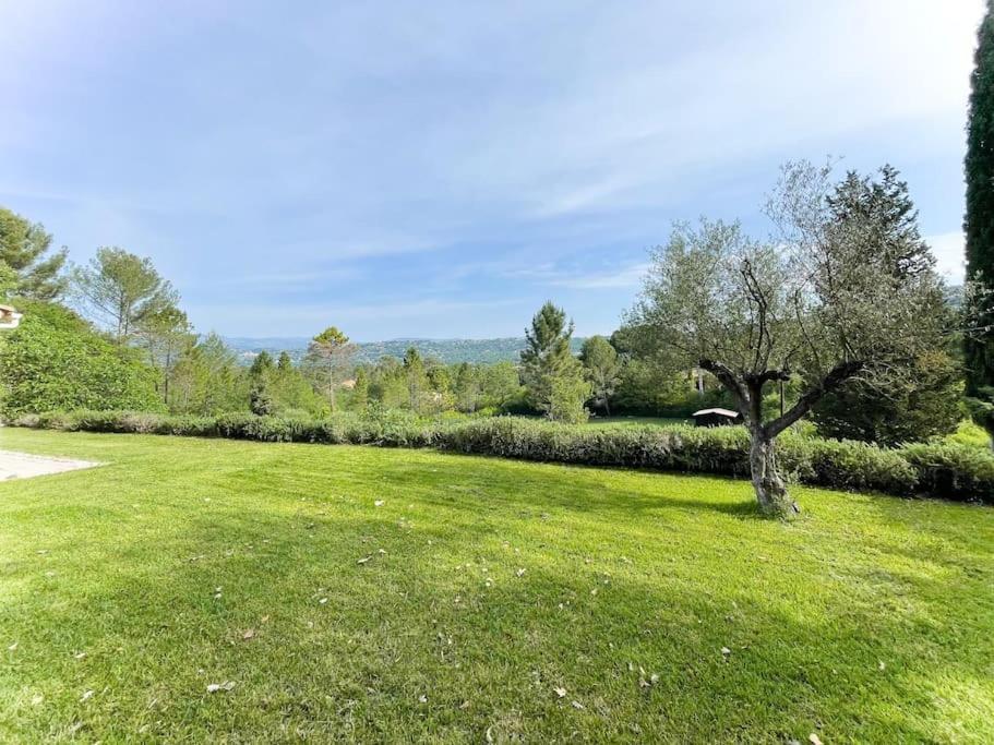 Belle Villa Avec Jardin Piscine Et Salle De Sport Montauroux Exterior foto